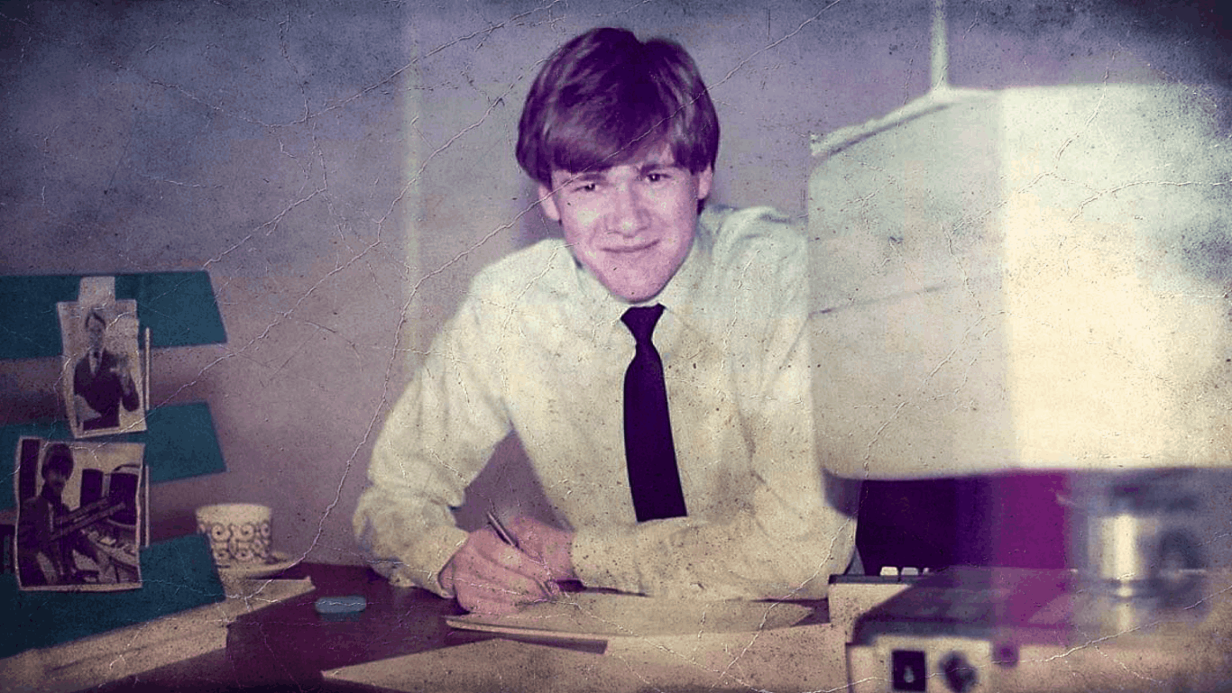 1982, Andrew Upton. 21 years old. 